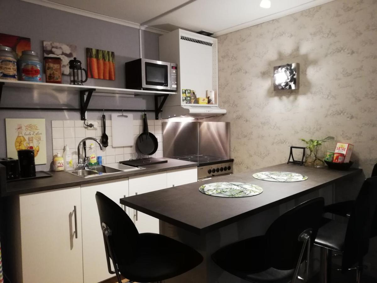The Little Apartment Sola Екстериор снимка